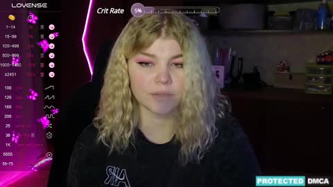 Snapshot of doll_chloe_ chatting on 12.06.24 Chloe online show from 12.06.24