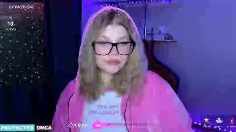 Snapshot of doll_chloe_ chatting on 12.29.24 Chloe online show from 12.29.24