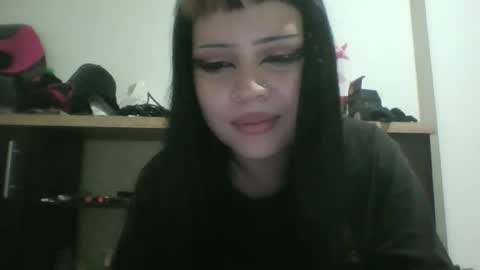 doll_dollys_ online show from 03.28.26