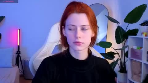 Snapshot of doll_lesli chatting on 11.11.25 Your doll Lesli online show from 11.11.25