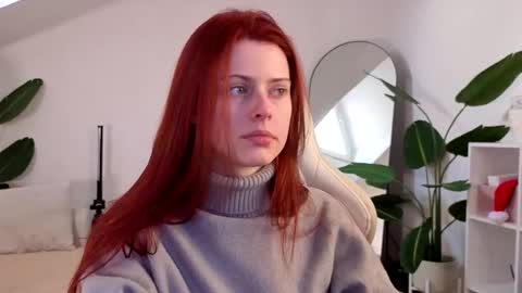 Your doll Lesli online show from 12.17.25