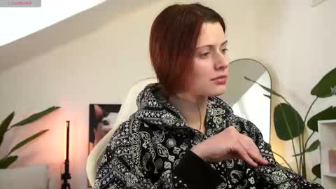 Snapshot of doll_lesli chatting on 02.22.26 Your doll Lesli online show from 02.22.26