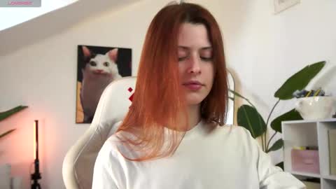 Snapshot of doll_lesli chatting on 02.28.26 Your doll Lesli online show from 02.28.26