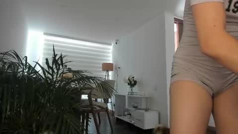 doll_oriana online show from 06.19.26