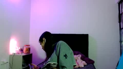 Snapshot of doll_sary chatting on 02.19.25 Catherine XXX online show from 02.19.25