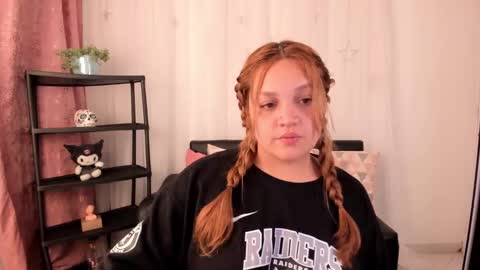 Roxana  independent model can you help me reach 100 hands up uwu online show from 02.01.25