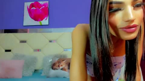 Snapshot of dollcute_latin chatting on 04.17.26 dollcute_latin online show from 04.17.26