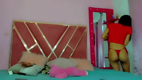 Snapshot of dollcute_latin chatting on 04.27.26 dollcute_latin online show from 04.27.26