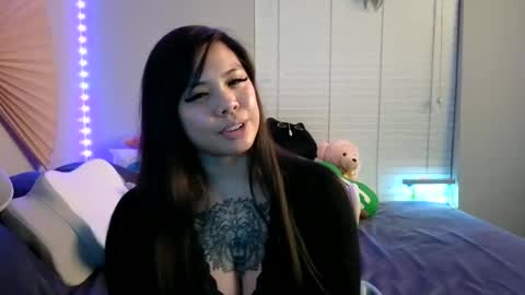 DOLLLFACE online show from 02.01.25