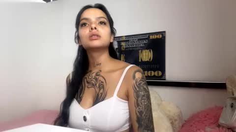 Snapshot of dollmoon1 chatting on 03.02.26 Moon online show from 03.02.26