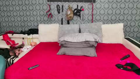 Dolly online show from 05.21.26