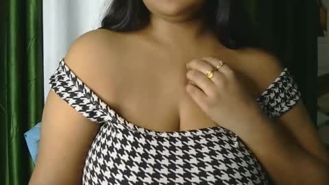 dolly_2 online show from 01.13.25