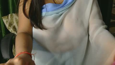 dolly_2 online show from 01.23.25