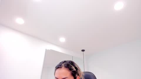 dolly walker online show from 01.21.25