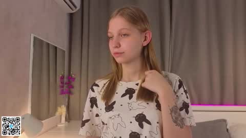 Emilia online show from 09.11.25