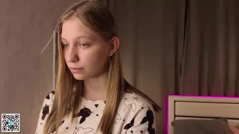 Emilia online show from 09.16.25