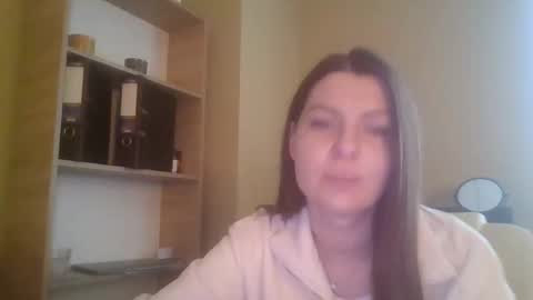 DollyRoma online show from 11.18.25