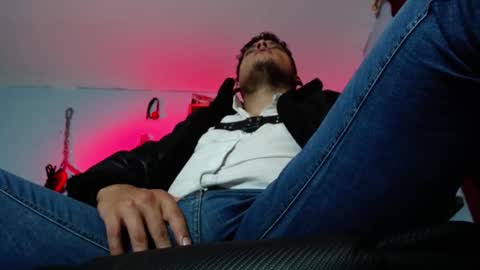 Diego Castell online show from 01.16.26