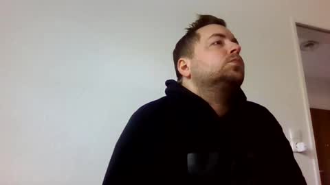 dombio_12 online show from 10.19.25