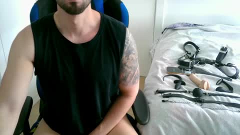 DominatedTitan online show from 04.25.26