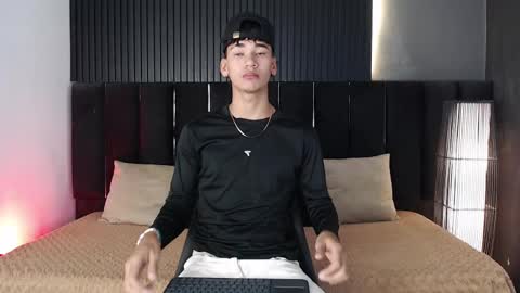 Dominic online show from 09.28.25