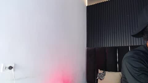 Dominic online show from 10.22.25