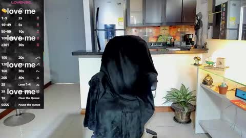 SANTI  independent model online show from 09.20.25