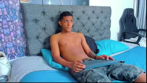 dominic_smith_ online show from 01.09.25