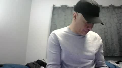 luis online show from 12.21.24