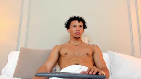 Dominick Star online show from 12.27.24