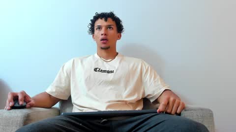 Dominick Star online show from 12.30.24