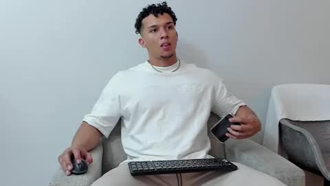 Dominick Star online show from 02.26.25