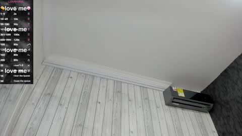 Snapshot of dominicsccott chatting on 03.06.25 Dominicscott online show from 03.06.25