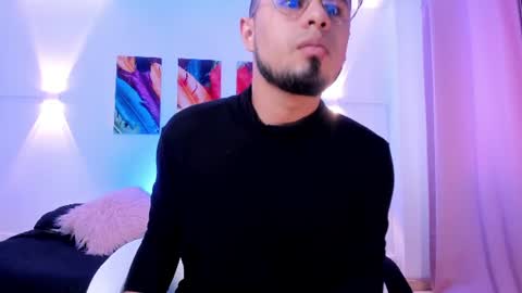 Dominik online show from 06.10.26