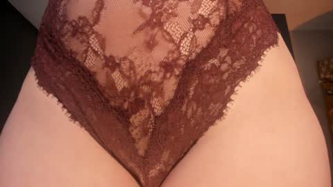 Dominique online show from 01.15.25