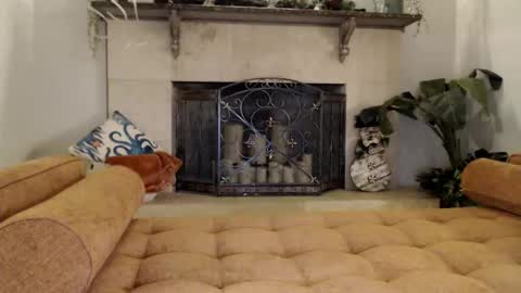 DommeTomorrow online show from 12.22.25