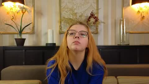 Snapshot of domoniqueepperley chatting on 10.19.25 Macy online show from 10.19.25