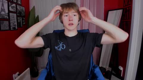 Snapshot of donald_brooks chatting on 11.28.25 Donald online show from 11.28.25