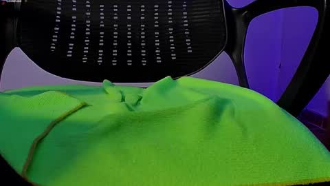 Donat Independent Model online show from 01.31.25