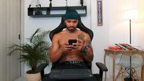 Victor online show from 04.12.26