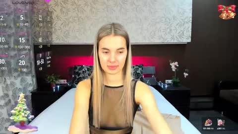 Snapshot of donnaaa_evans chatting on 01.08.25 Donna On GMT2 Mon-Fri 3-9 AM online show from 01.08.25