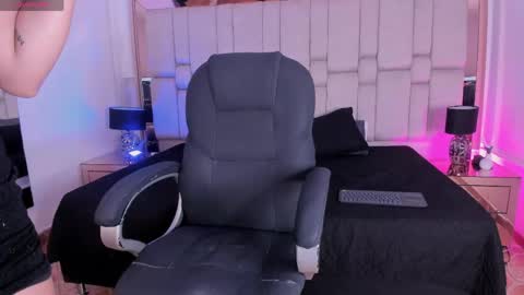 donnapeach online show from 05.09.26
