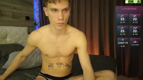 Snapshot of donnikon chatting on 11.16.25 Nikon online show from 11.16.25