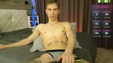 Snapshot of donnikon chatting on 11.22.25 Nikon online show from 11.22.25