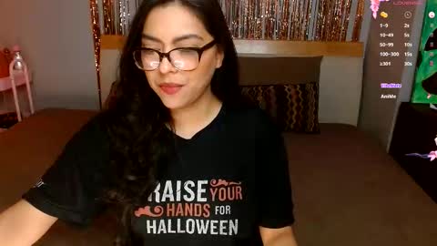 DontBeMina online show from 12.18.25