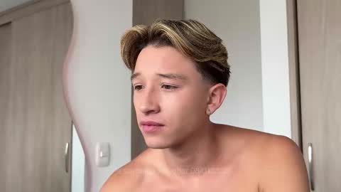 dontcallmeangell online show from 01.08.26