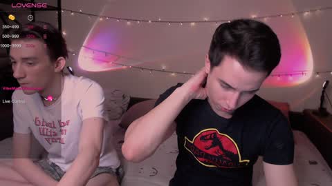 Snapshot of dontknowloool chatting on 01.08.25 EliotKenny online show from 01.08.25