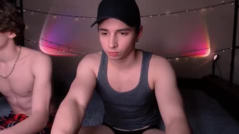 Snapshot of dontknowloool chatting on 12.05.25 EliotKenny online show from 12.05.25