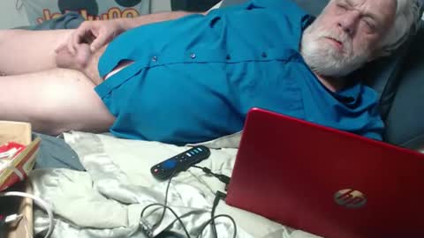cummingdoouug online show from 05.10.26