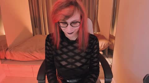 Snapshot of dora_marcelli chatting on 12.11.24 Your Dora Follow me 3 online show from 12.11.24